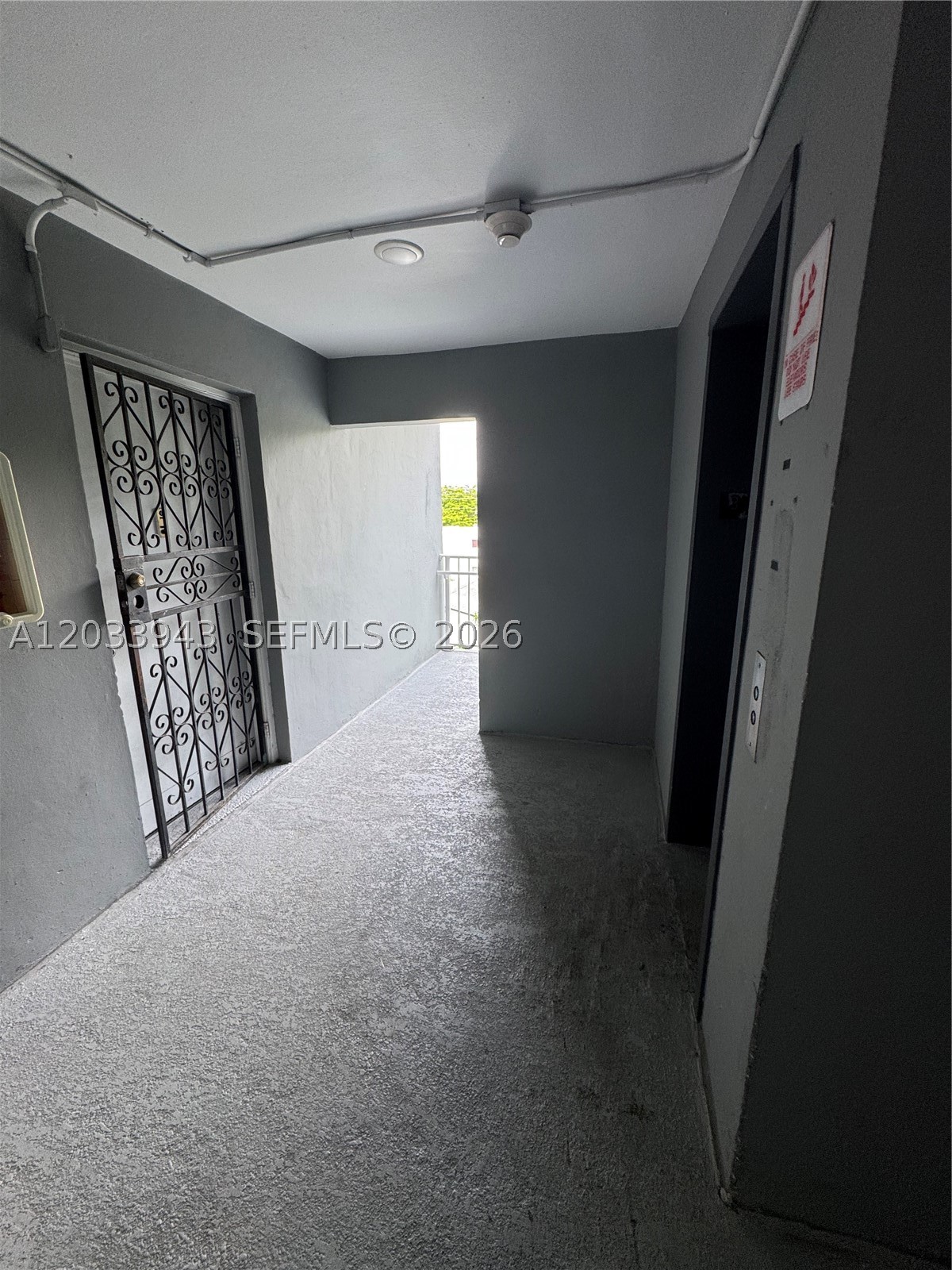 645 NE 121st St #304, North Miami FL 33161