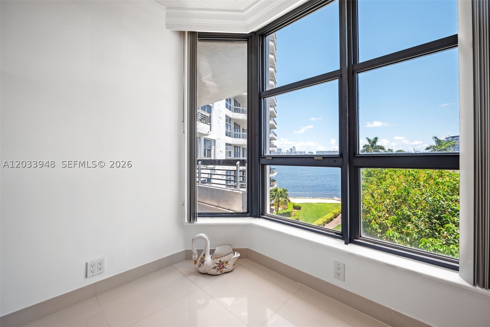 19101 NE 36th Ct #504, Aventura FL 33180