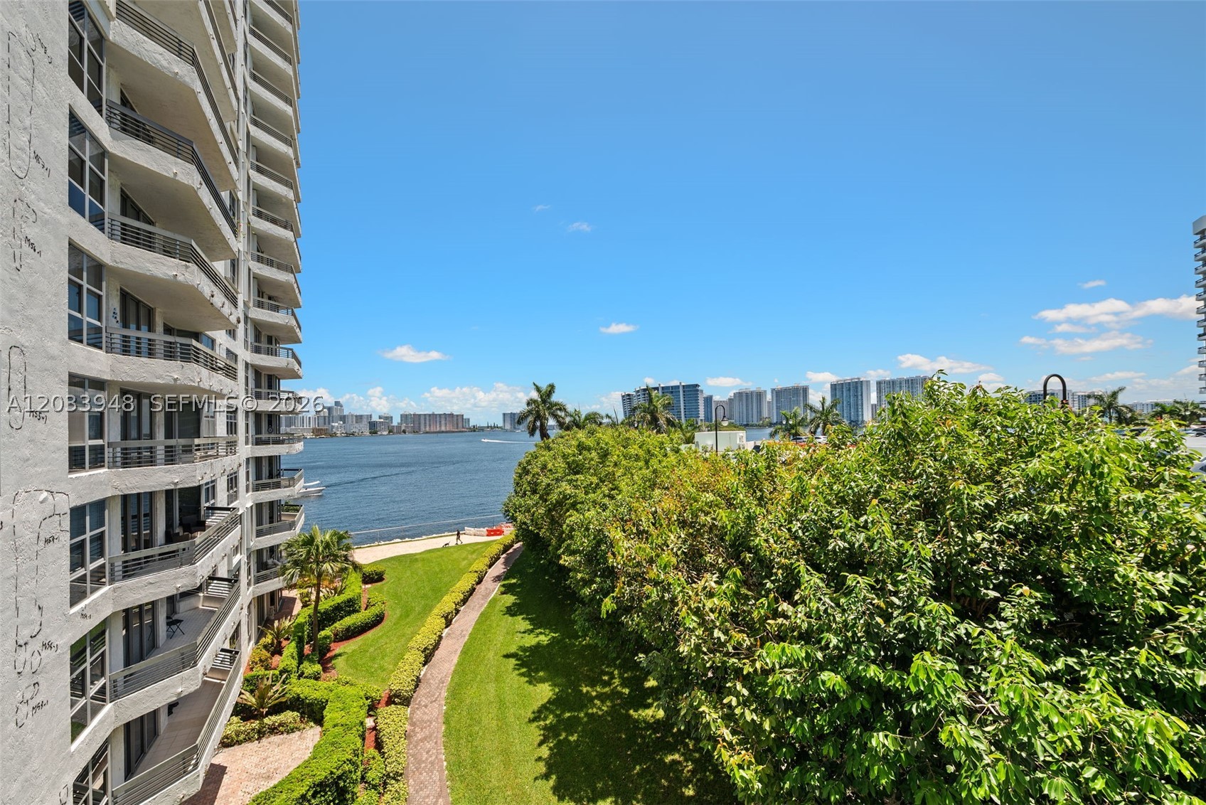 19101 NE 36th Ct #504, Aventura FL 33180
