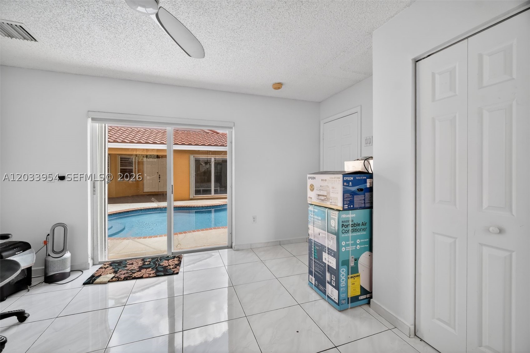 685 SW 198th Ter, Pembroke Pines FL 33029