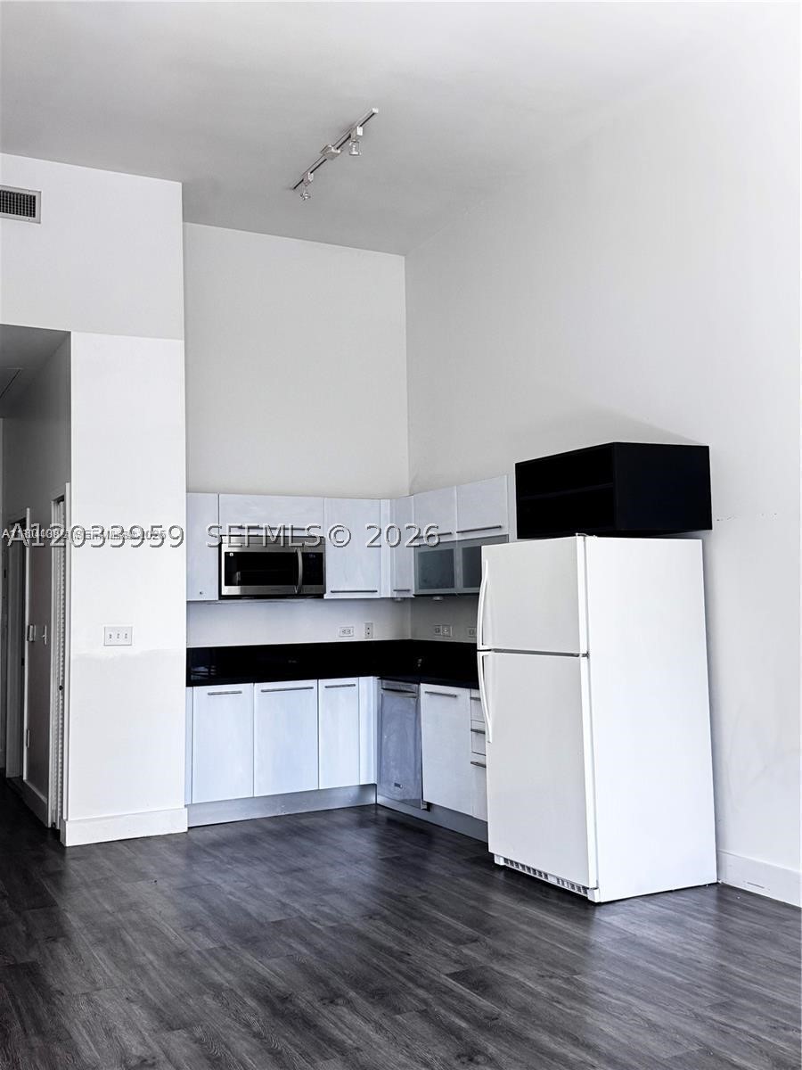 244 Biscayne #247, Miami FL 33132