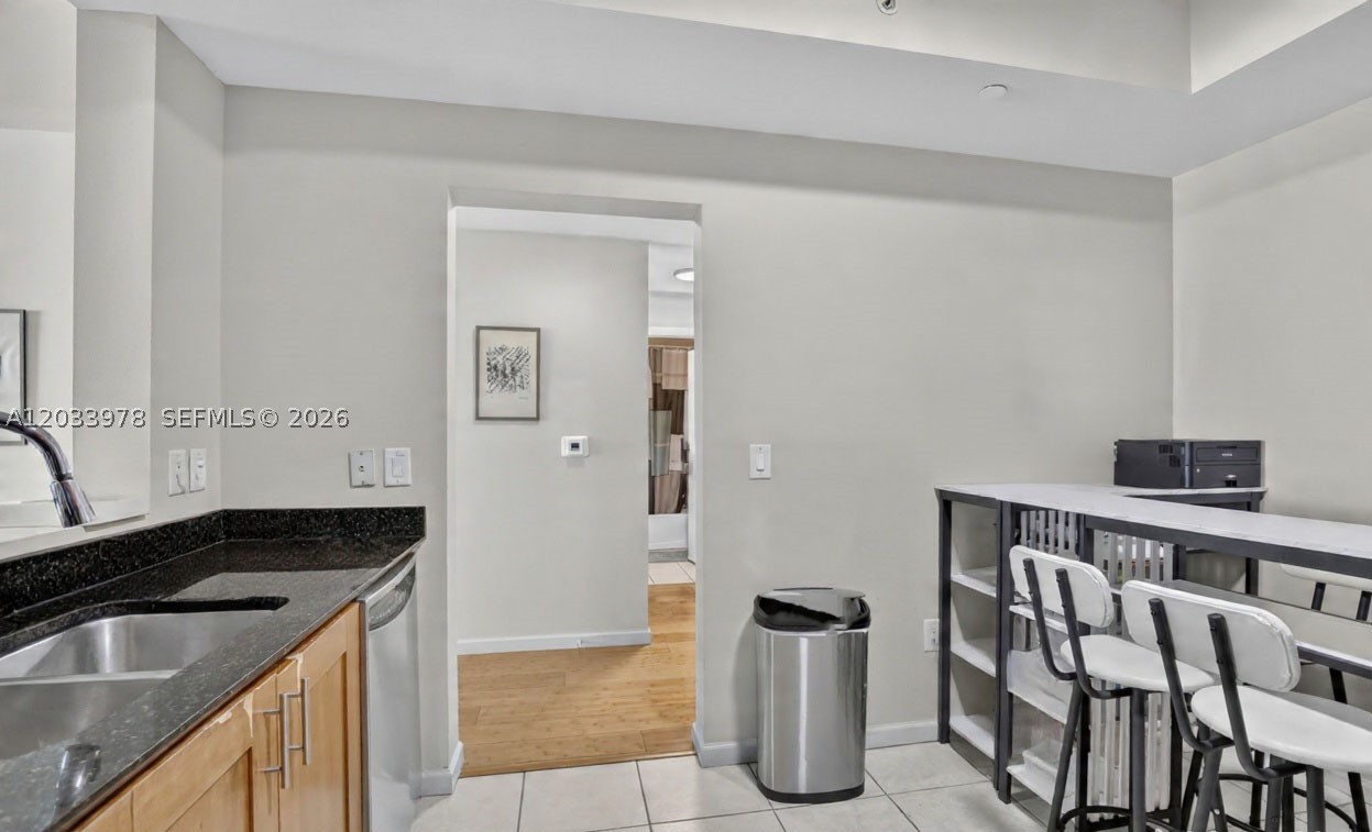 3340 NE 190th St #402, Aventura FL 33180