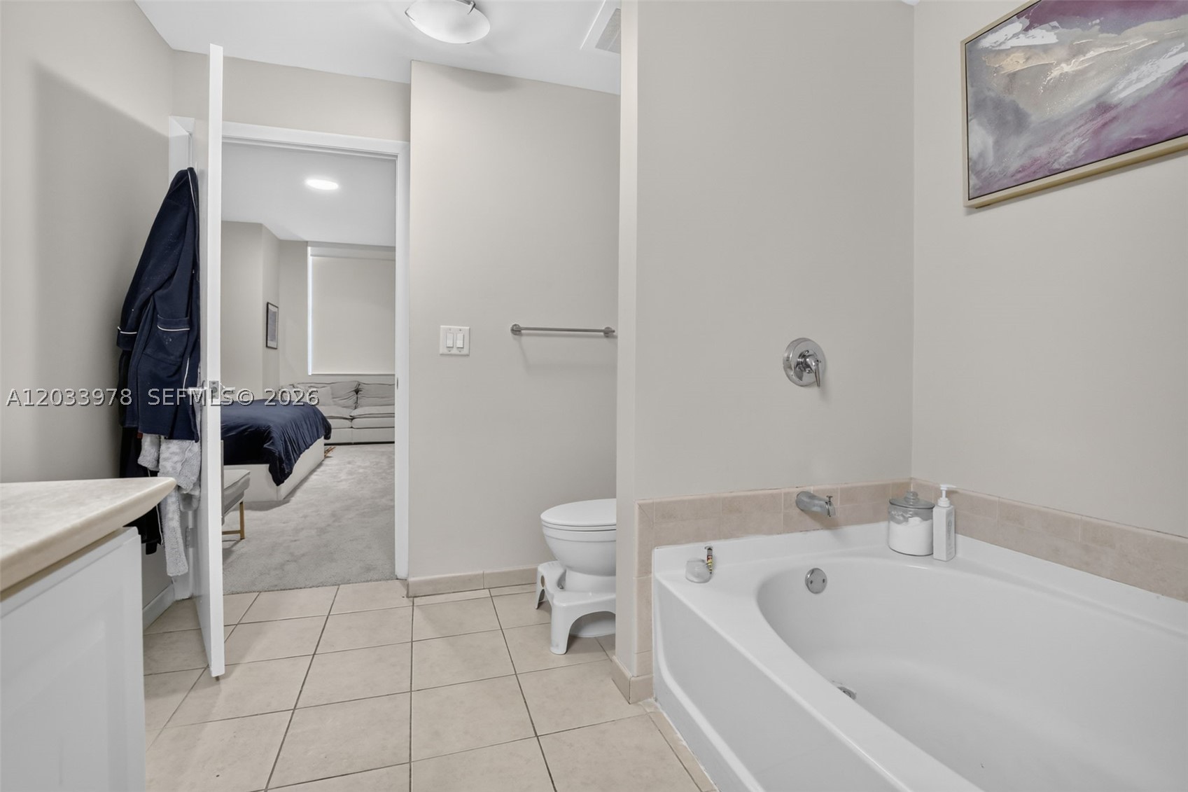 3340 NE 190th St #402, Aventura FL 33180