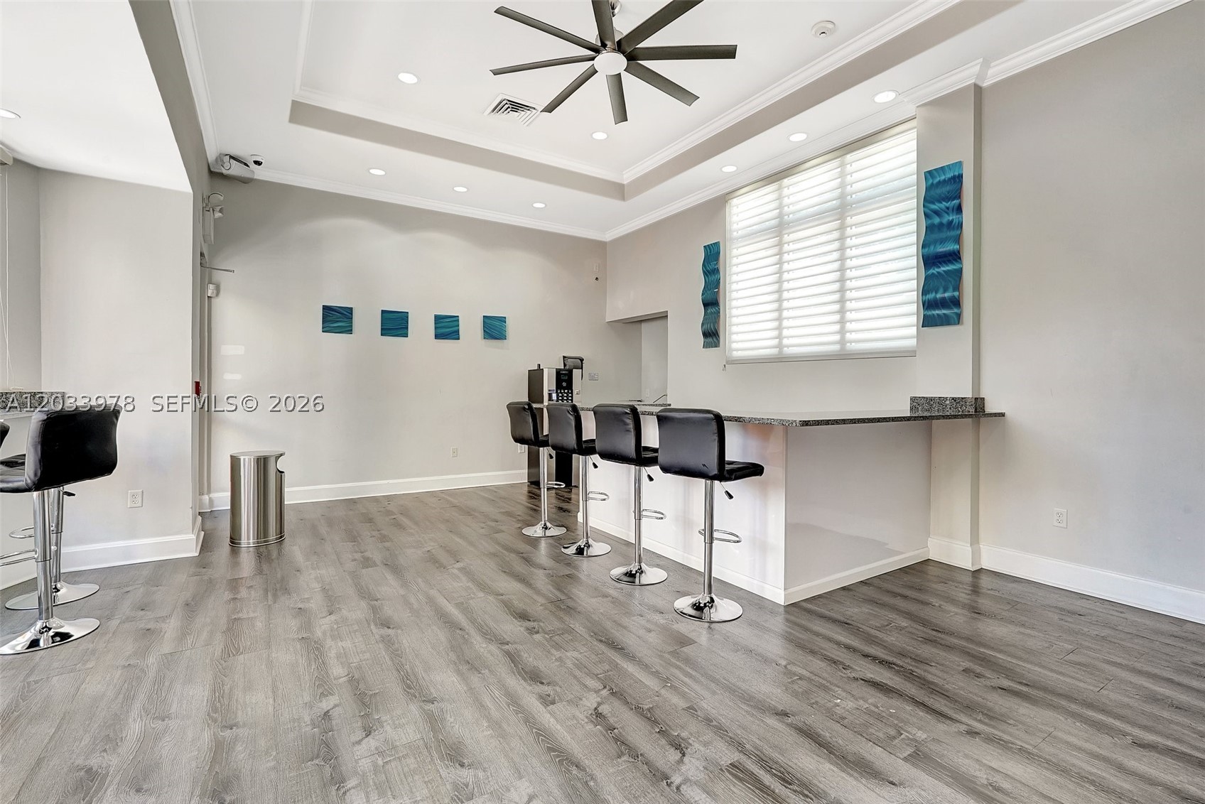 3340 NE 190th St #402, Aventura FL 33180