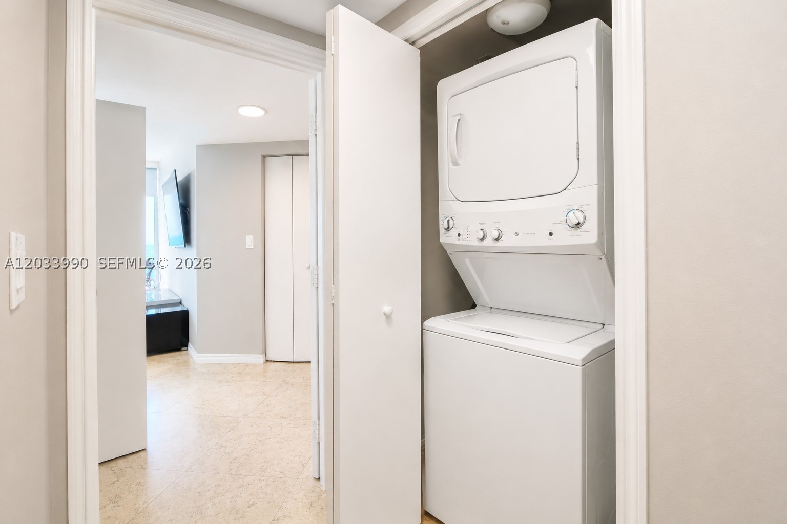 16699 Collins Ave #2906, Sunny Isles Beach FL 33160