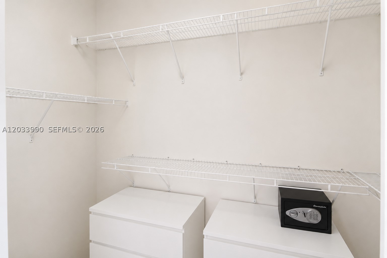 16699 Collins Ave #2906, Sunny Isles Beach FL 33160