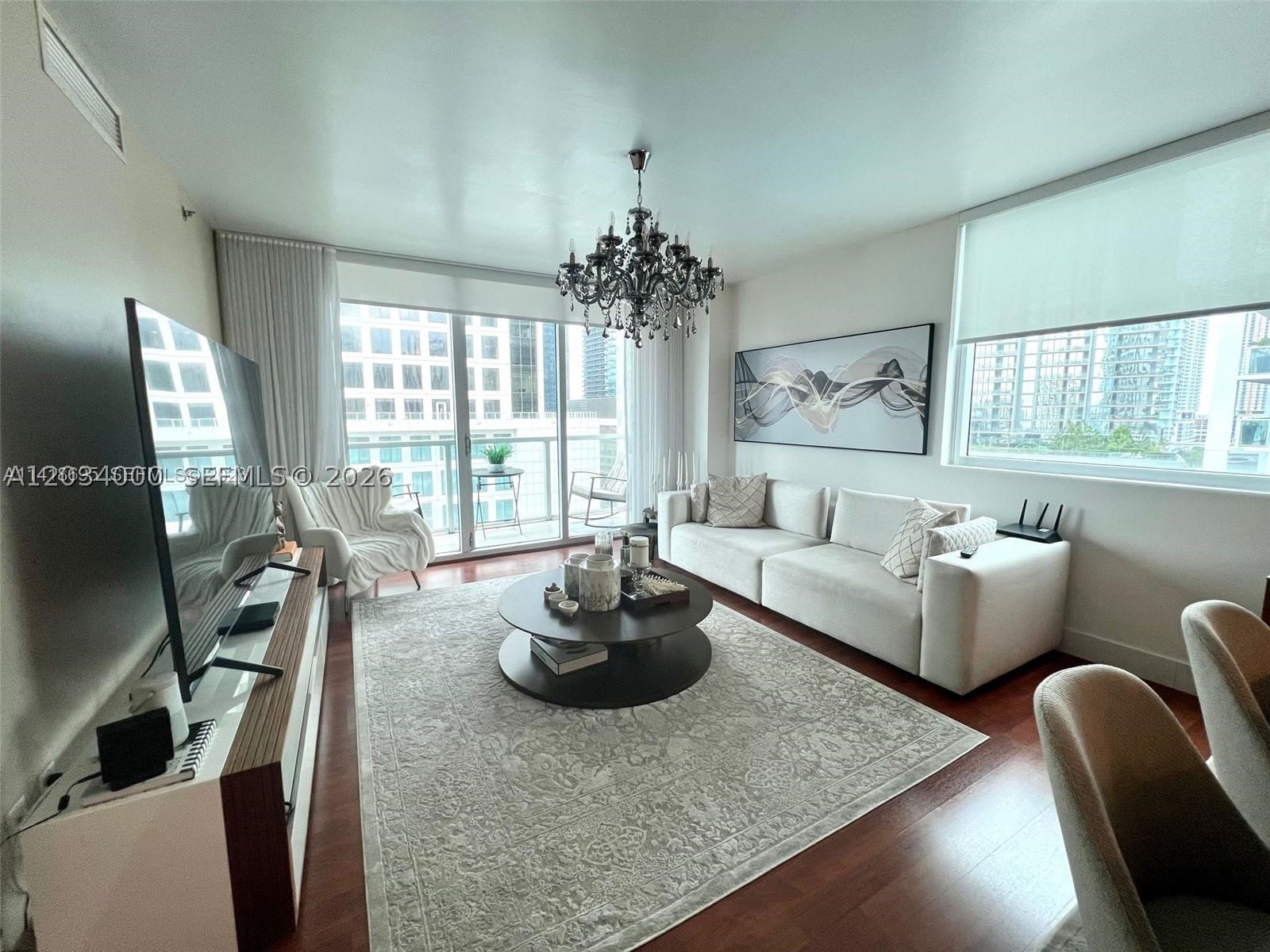 500 Brickell Ave #1410, Miami FL 33131