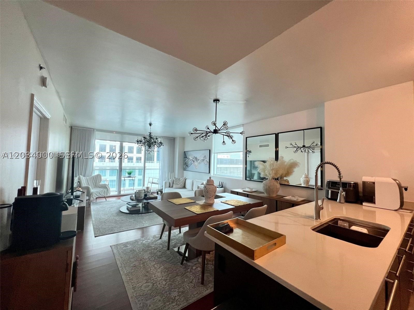 500 Brickell Ave #1410, Miami FL 33131