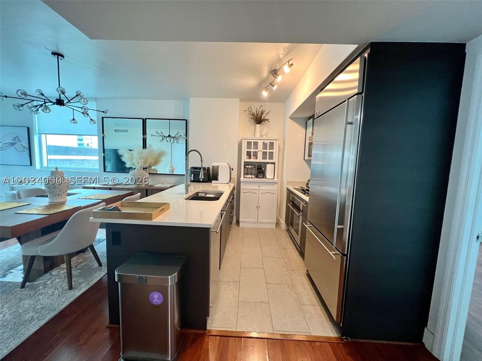 500 Brickell Ave #1410, Miami FL 33131