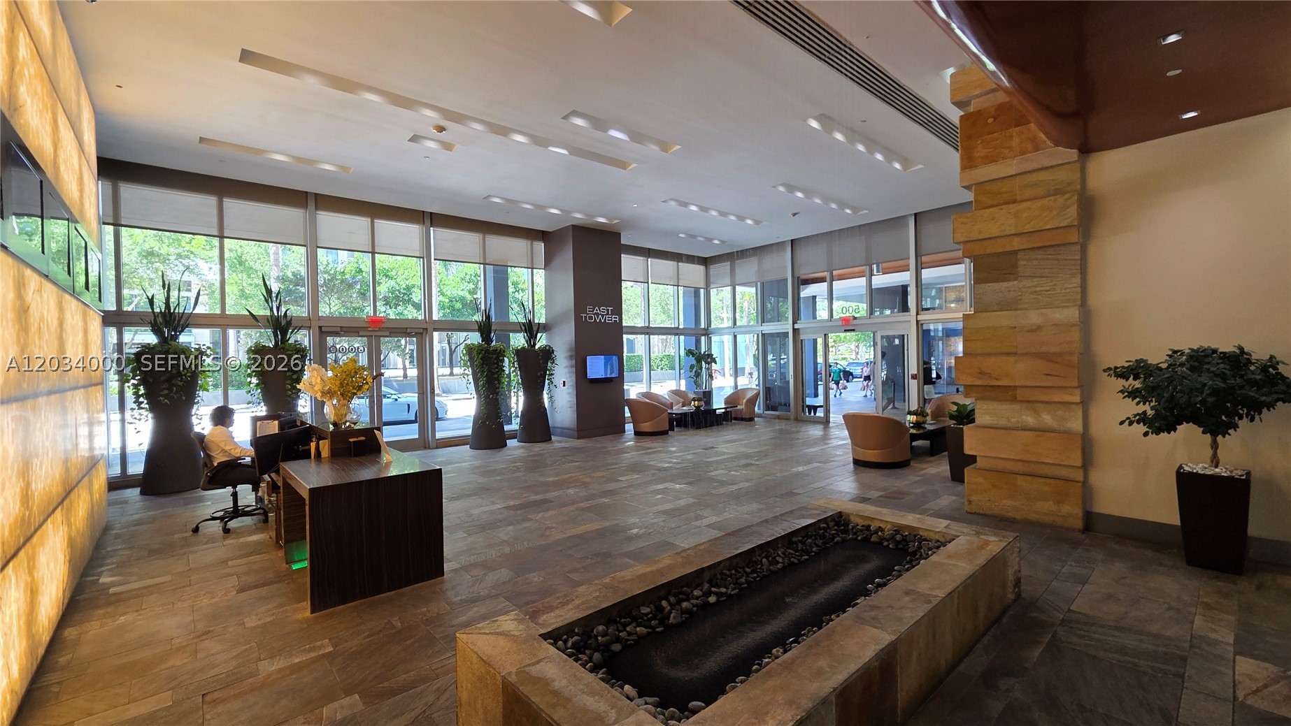 500 Brickell Ave #1410, Miami FL 33131