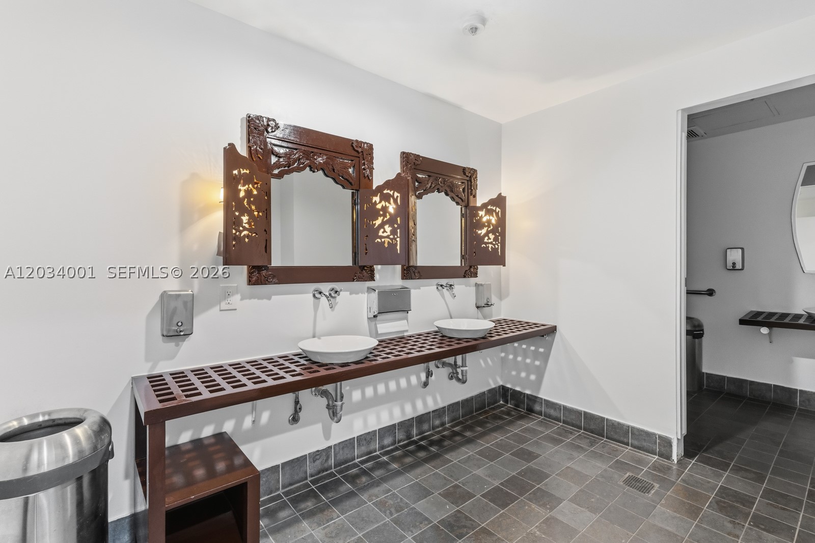 10 SW South River Dr #1207, Miami FL 33130