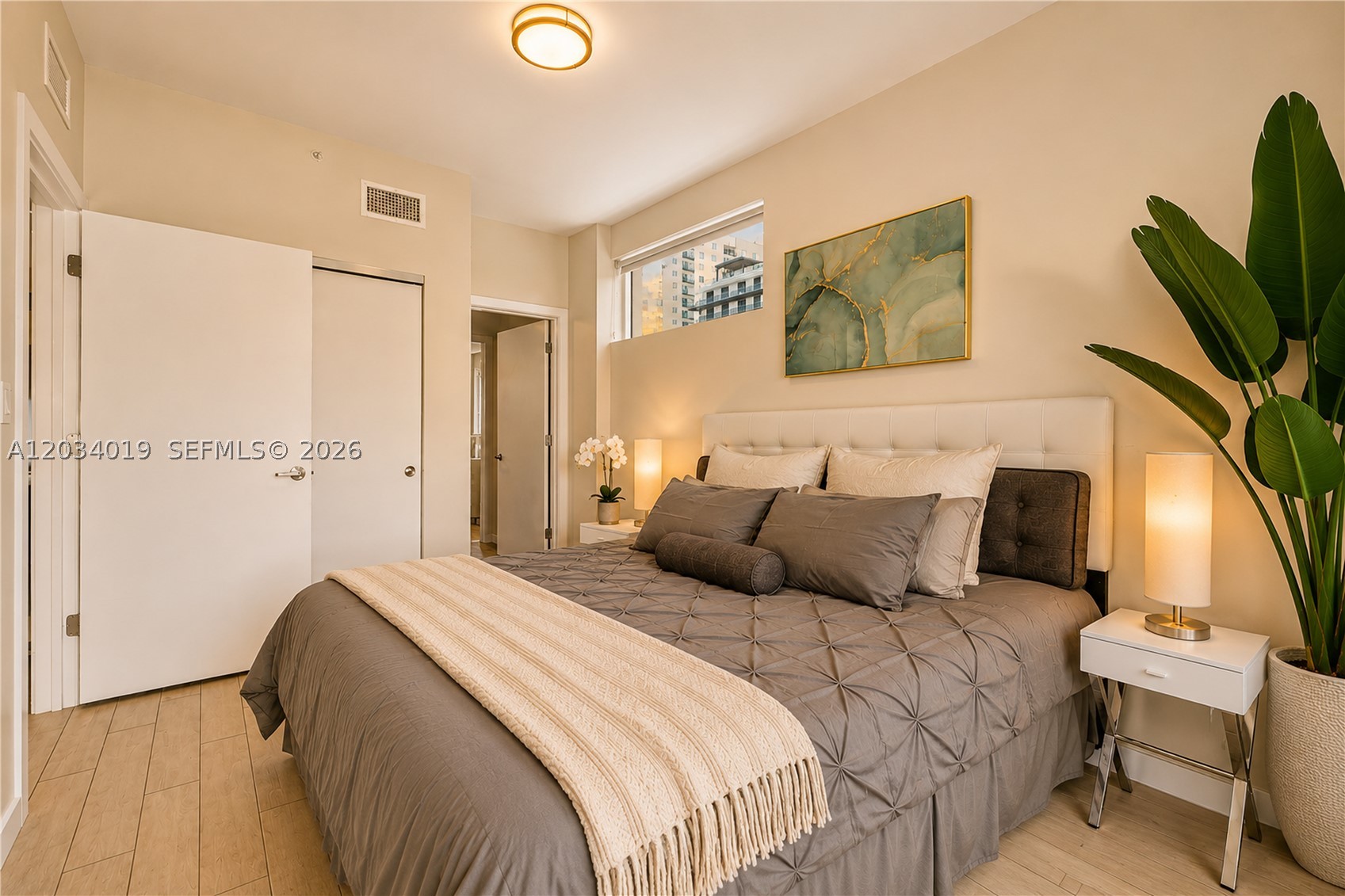 321 NE 26th St #806, Miami FL 33137