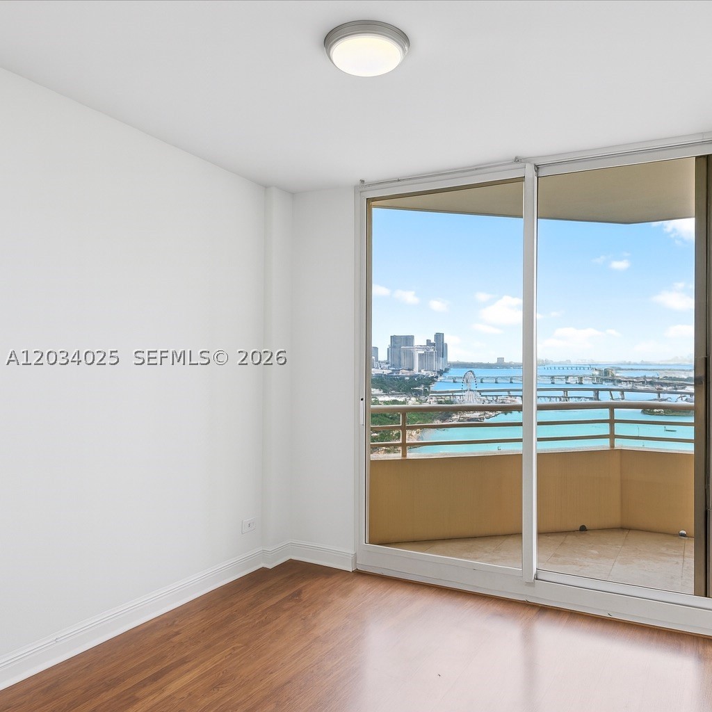 888 Brickell Key #2510, Miami FL 33131
