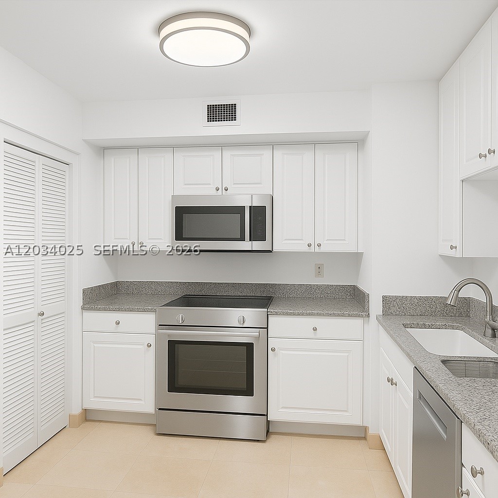 888 Brickell Key #2510, Miami FL 33131