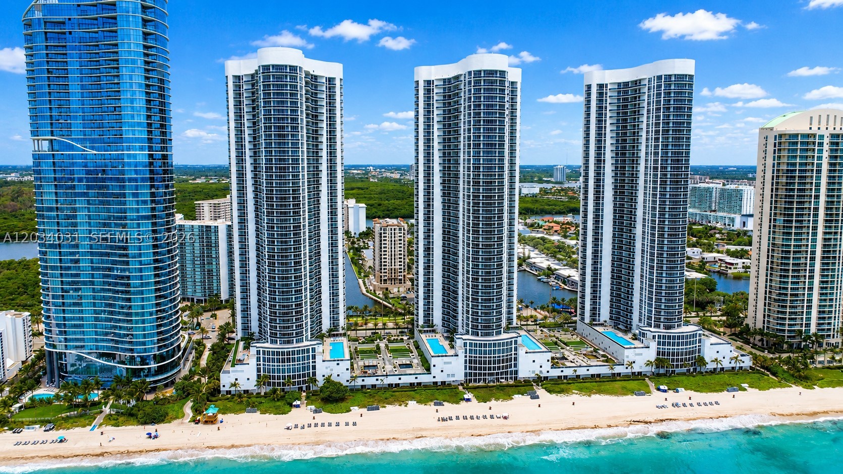 15901 Collins Ave #403, Sunny Isles Beach FL 33160