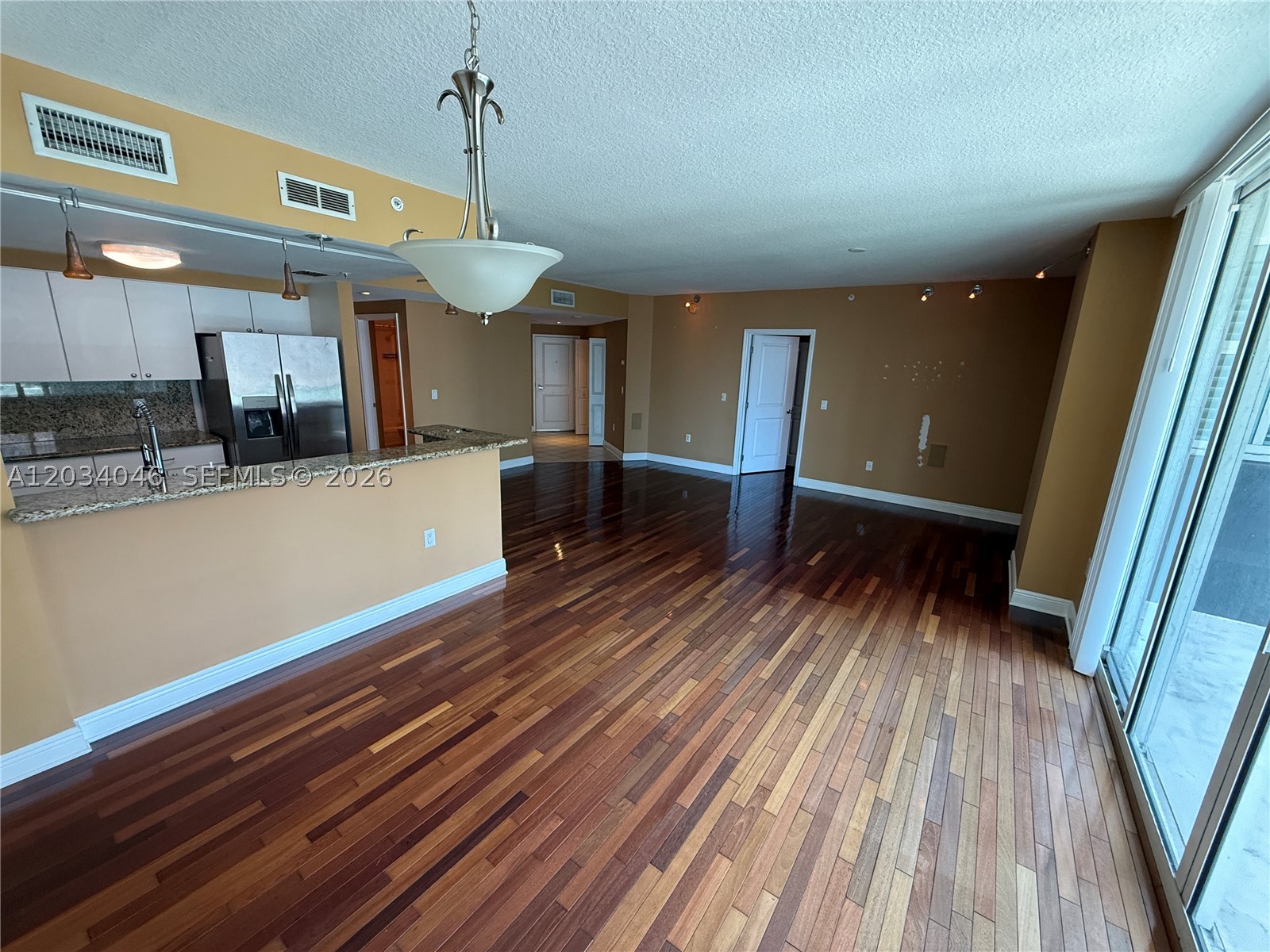 1250 S Miami Ave #1302, Miami FL 33130