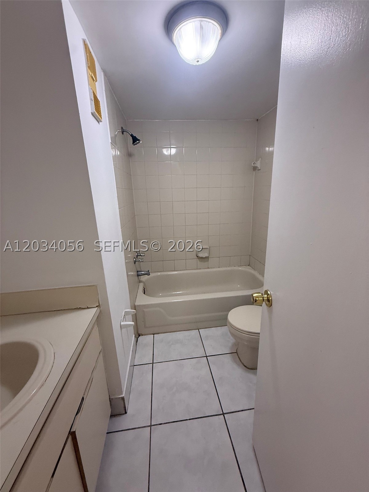 9917 W Okeechobee Rd #3-510, Hialeah Gardens FL 33016