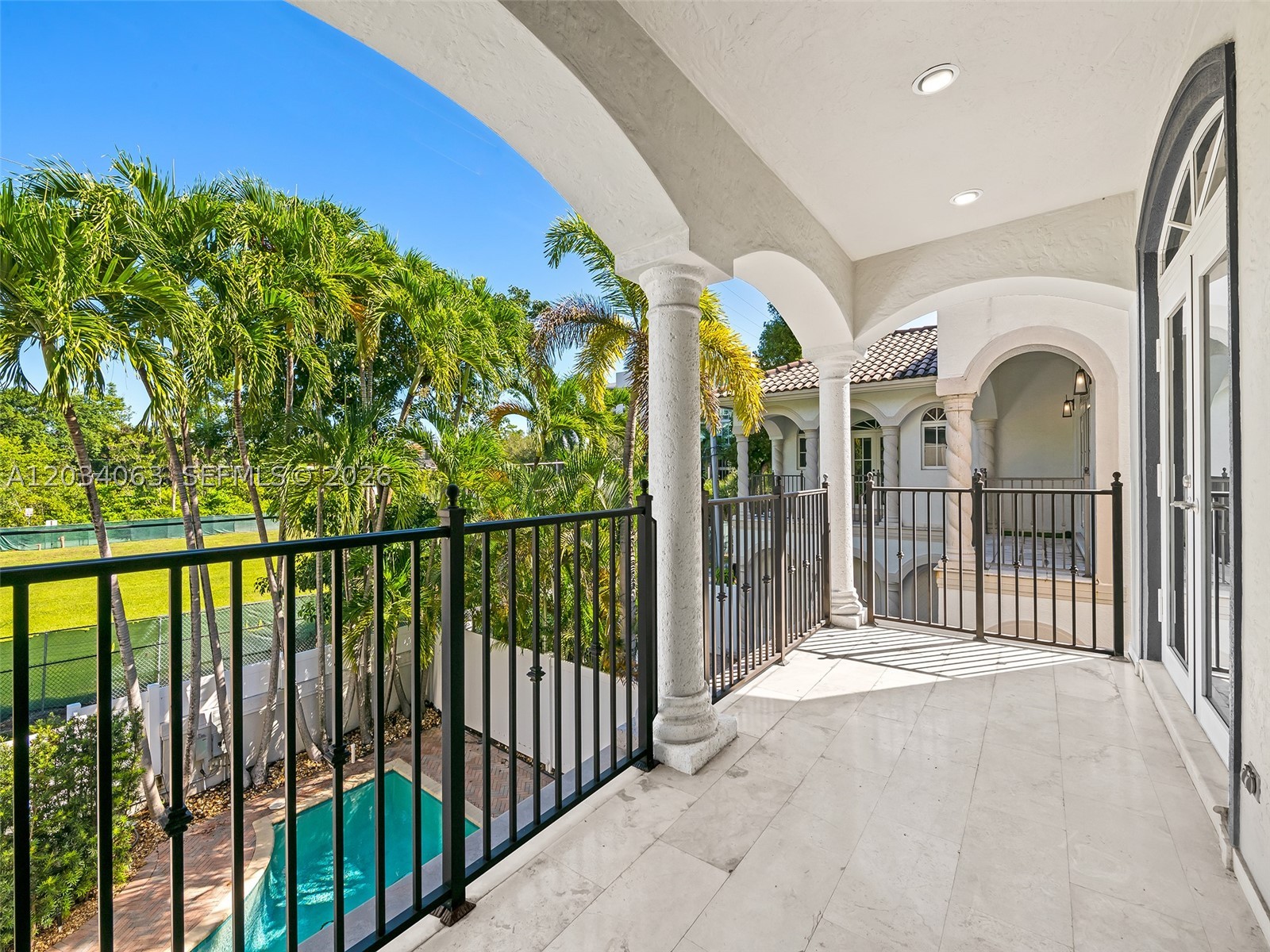 821 SE 2nd Ct, Fort Lauderdale FL 33301
