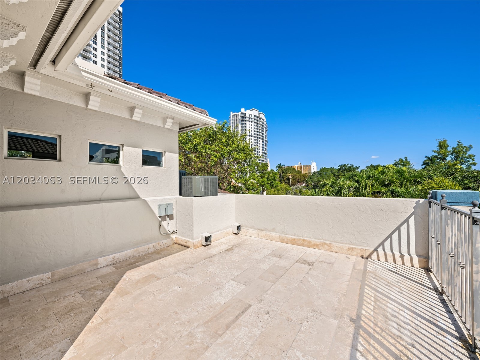 821 SE 2nd Ct, Fort Lauderdale FL 33301