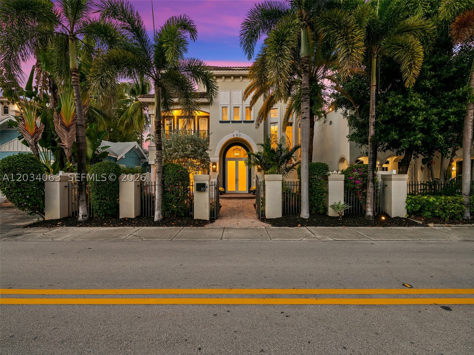 821 SE 2nd Ct, Fort Lauderdale FL 33301