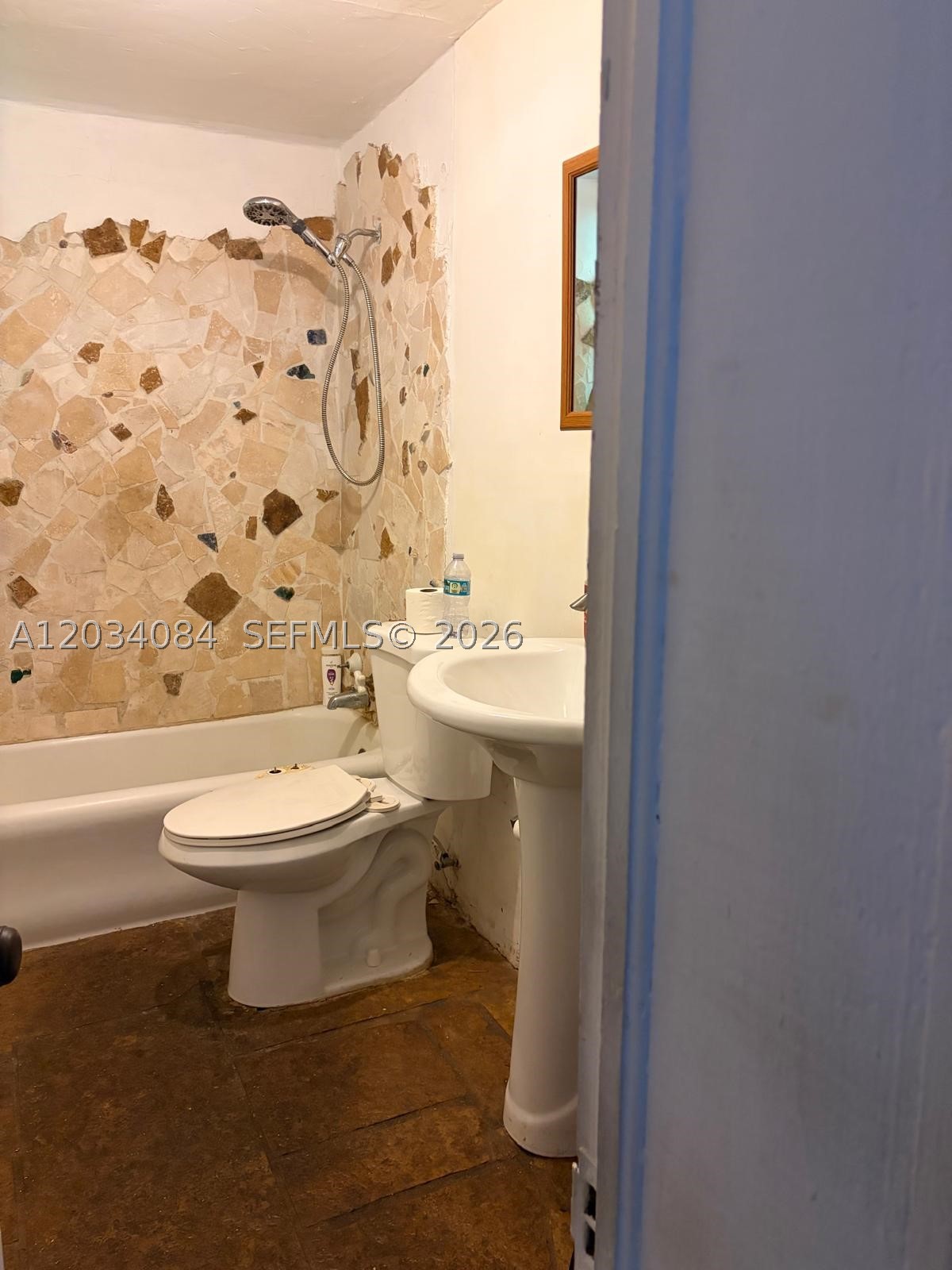 8238 NE 9th Ave, Miami FL 33138