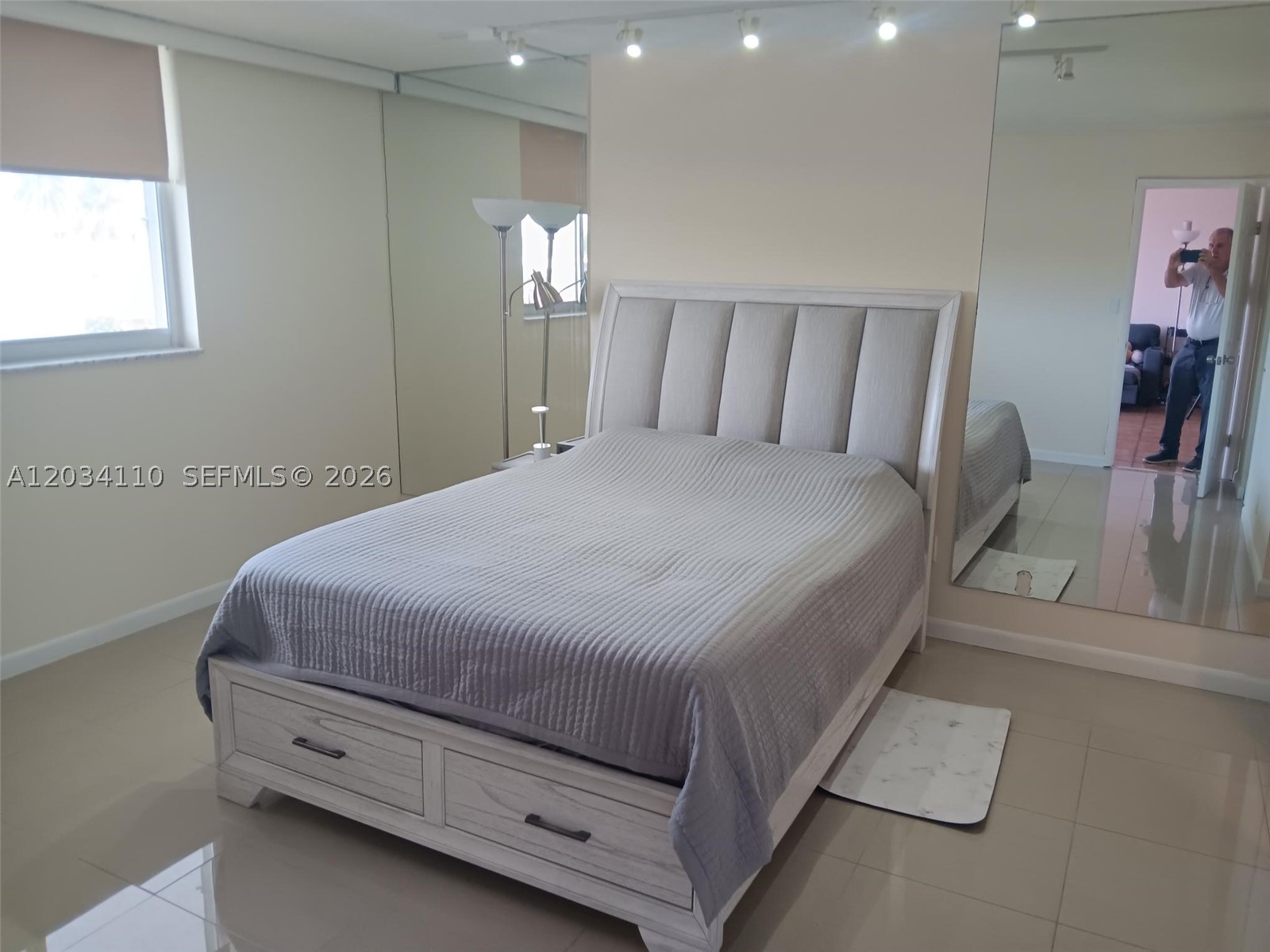 3545 NE 166th St #304, North Miami Beach FL 33160