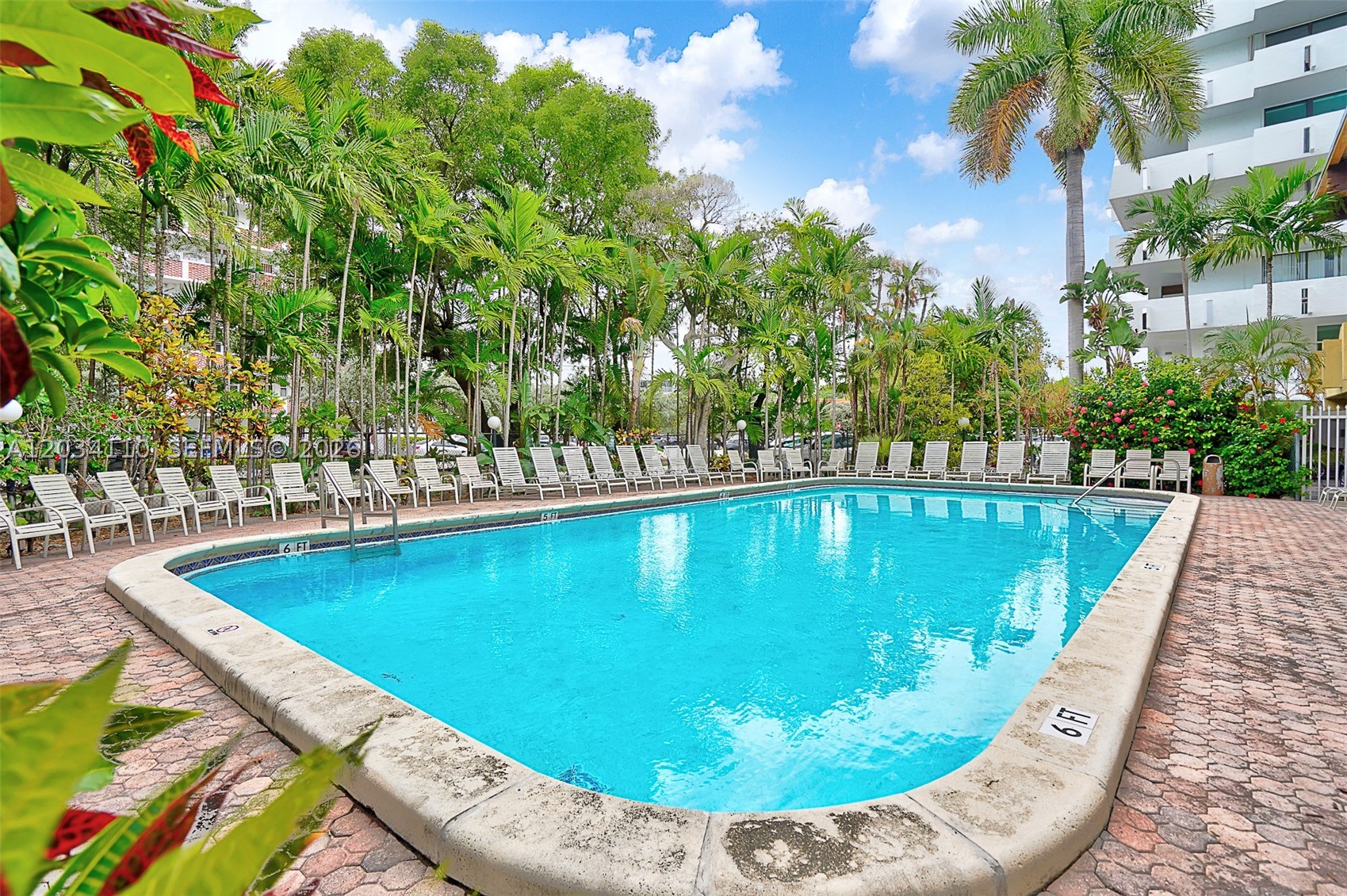 3545 NE 166th St #304, North Miami Beach FL 33160