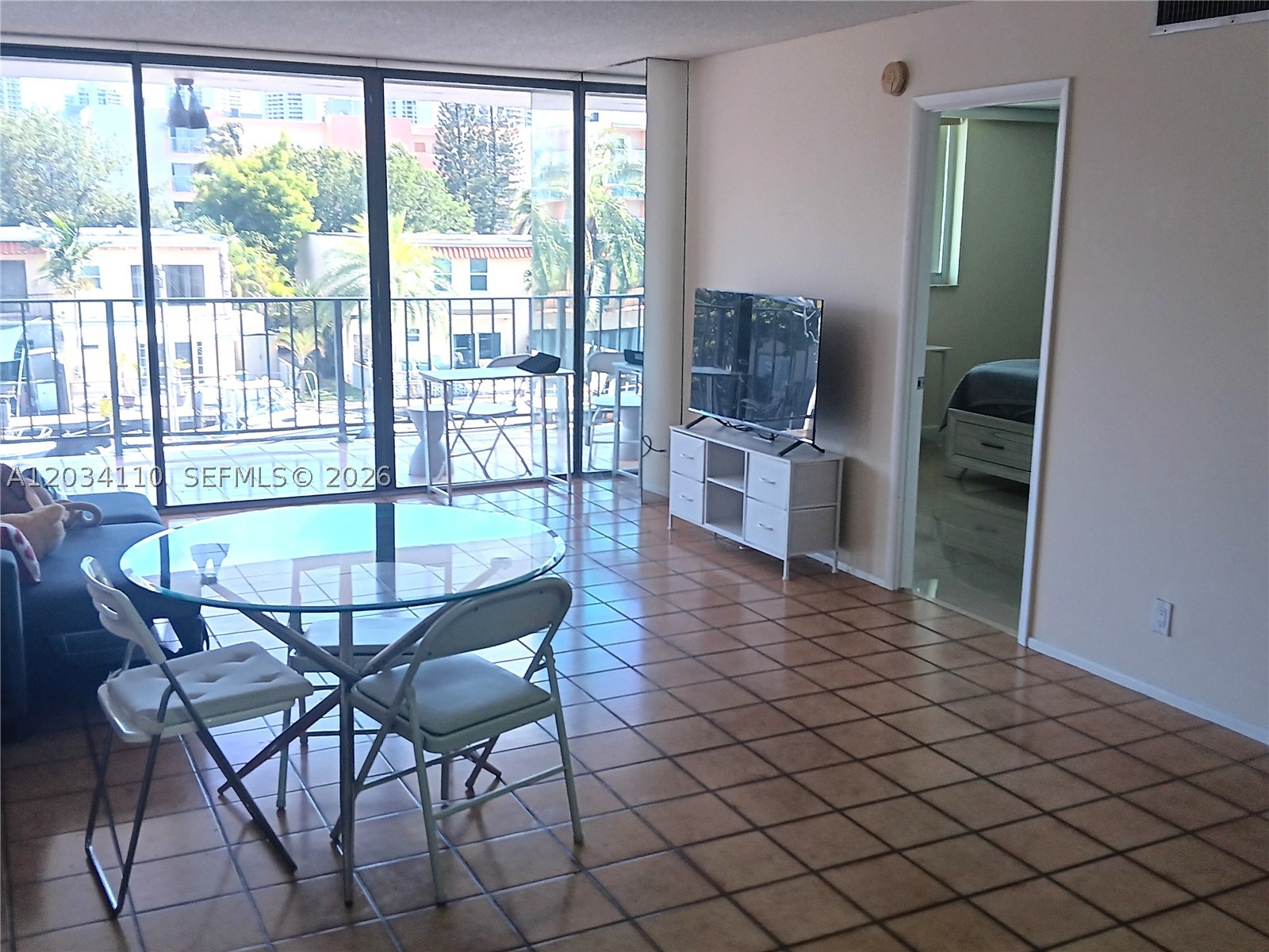 3545 NE 166th St #304, North Miami Beach FL 33160