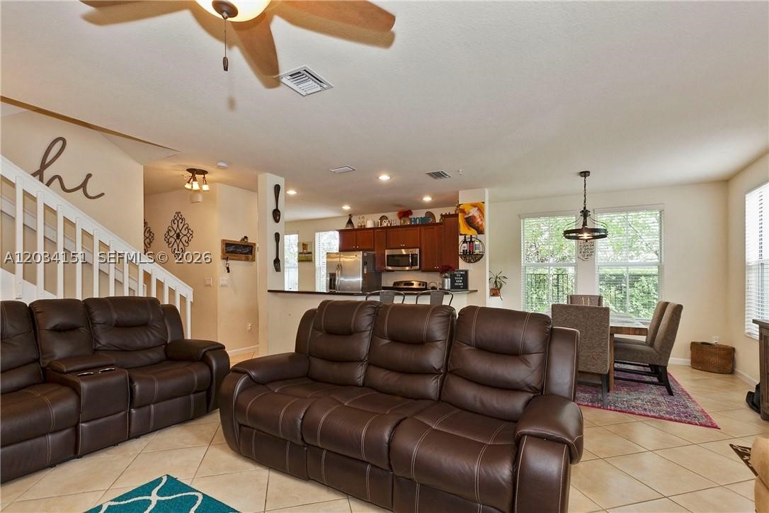 4514 Monarch Way, Coconut Creek FL 33073