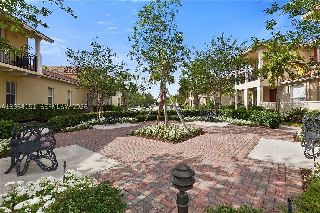 4514 Monarch Way, Coconut Creek FL 33073