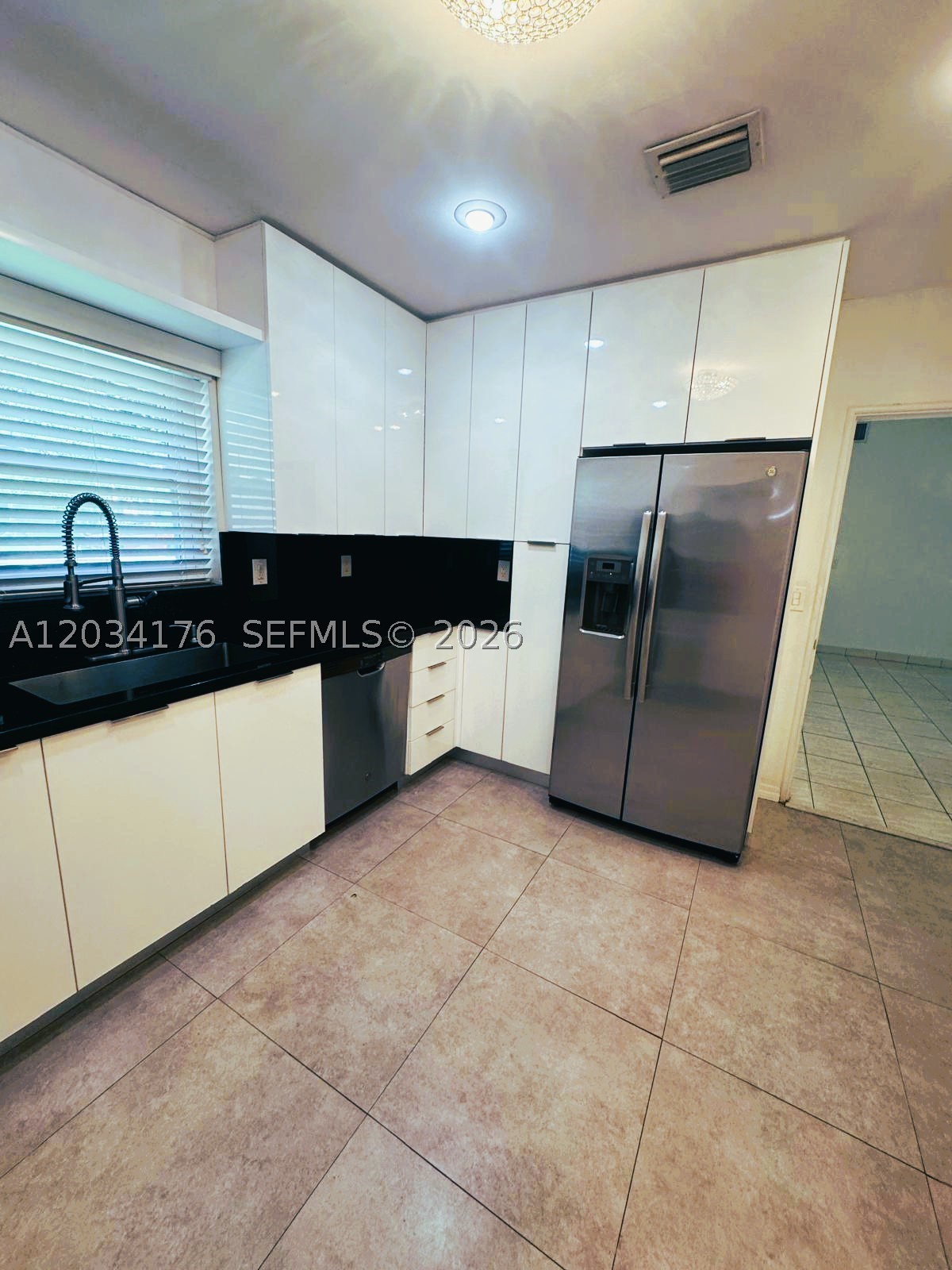 226 FLUVIA AV, Coral Gables FL 33134