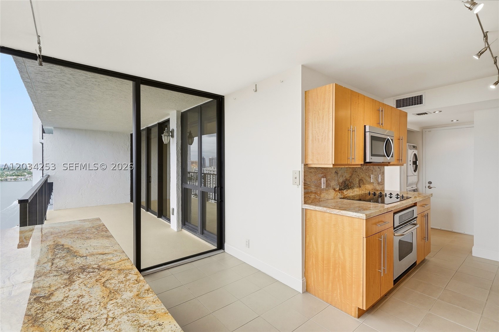936 Intracoastal Dr #21B, Fort Lauderdale FL 33304