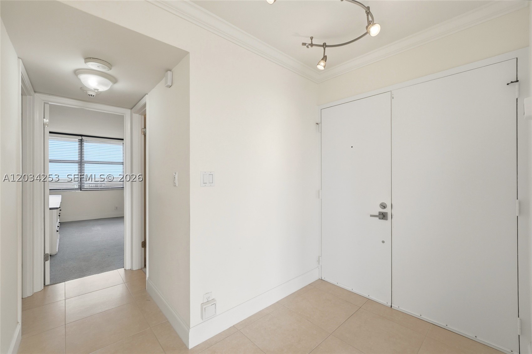 936 Intracoastal Dr #21B, Fort Lauderdale FL 33304