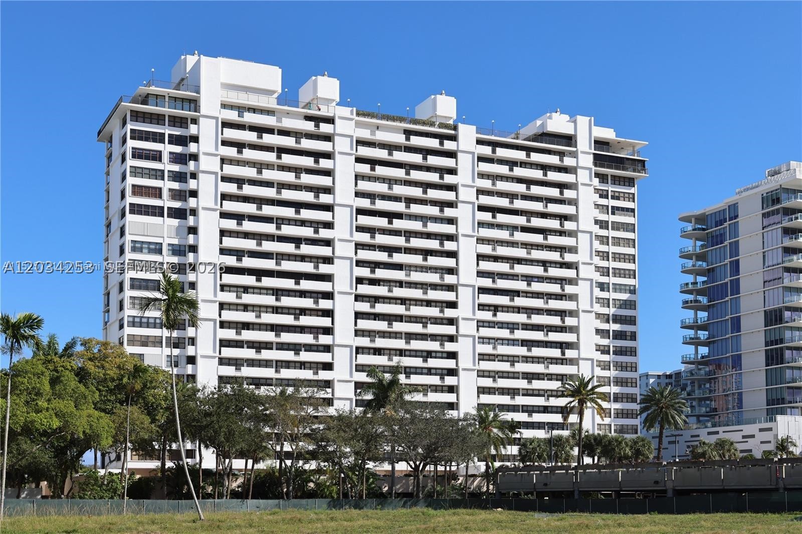 936 Intracoastal Dr #21B, Fort Lauderdale FL 33304
