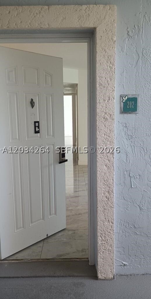 8540 SW 212th St #202, Cutler Bay FL 33189