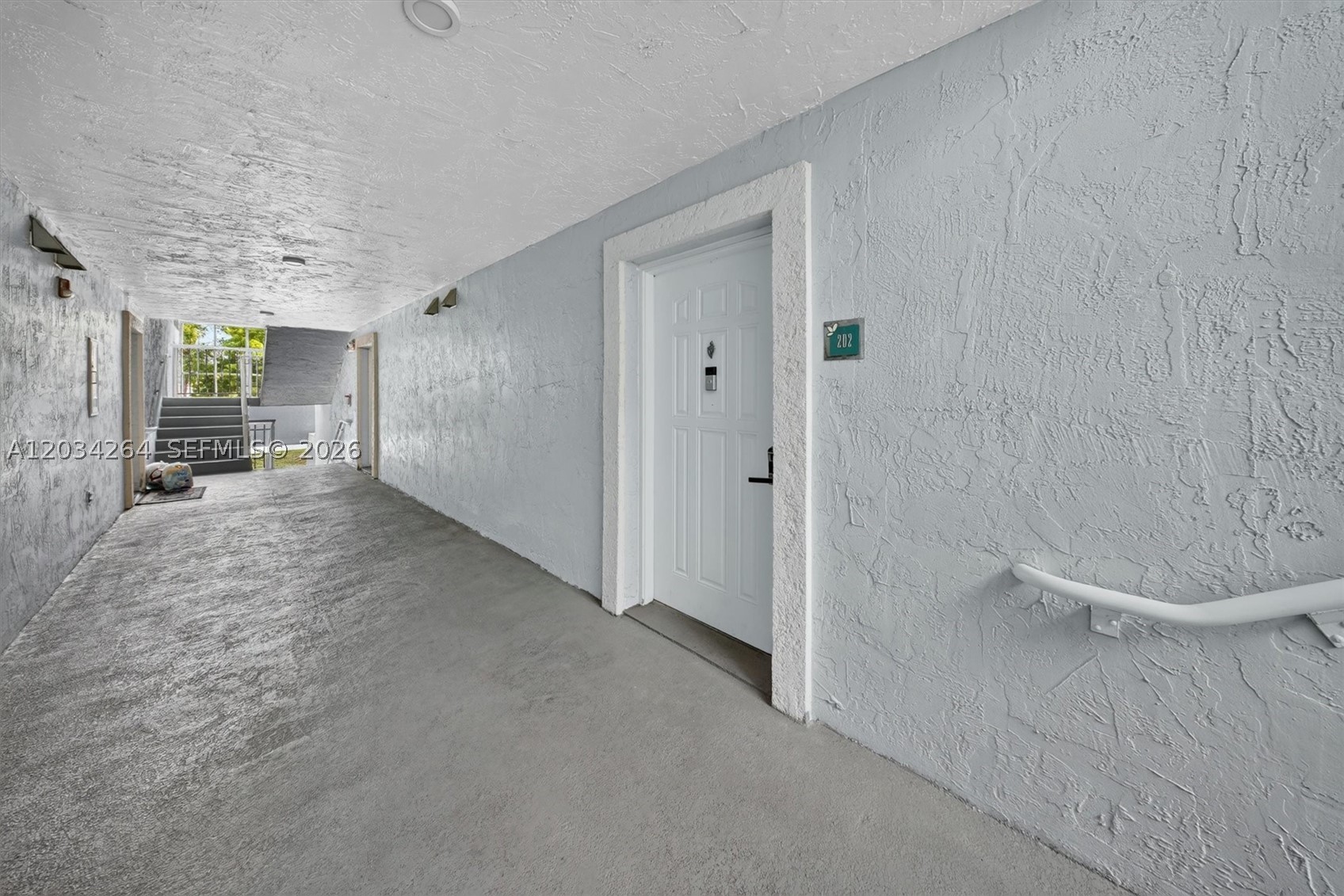 8540 SW 212th St #202, Cutler Bay FL 33189