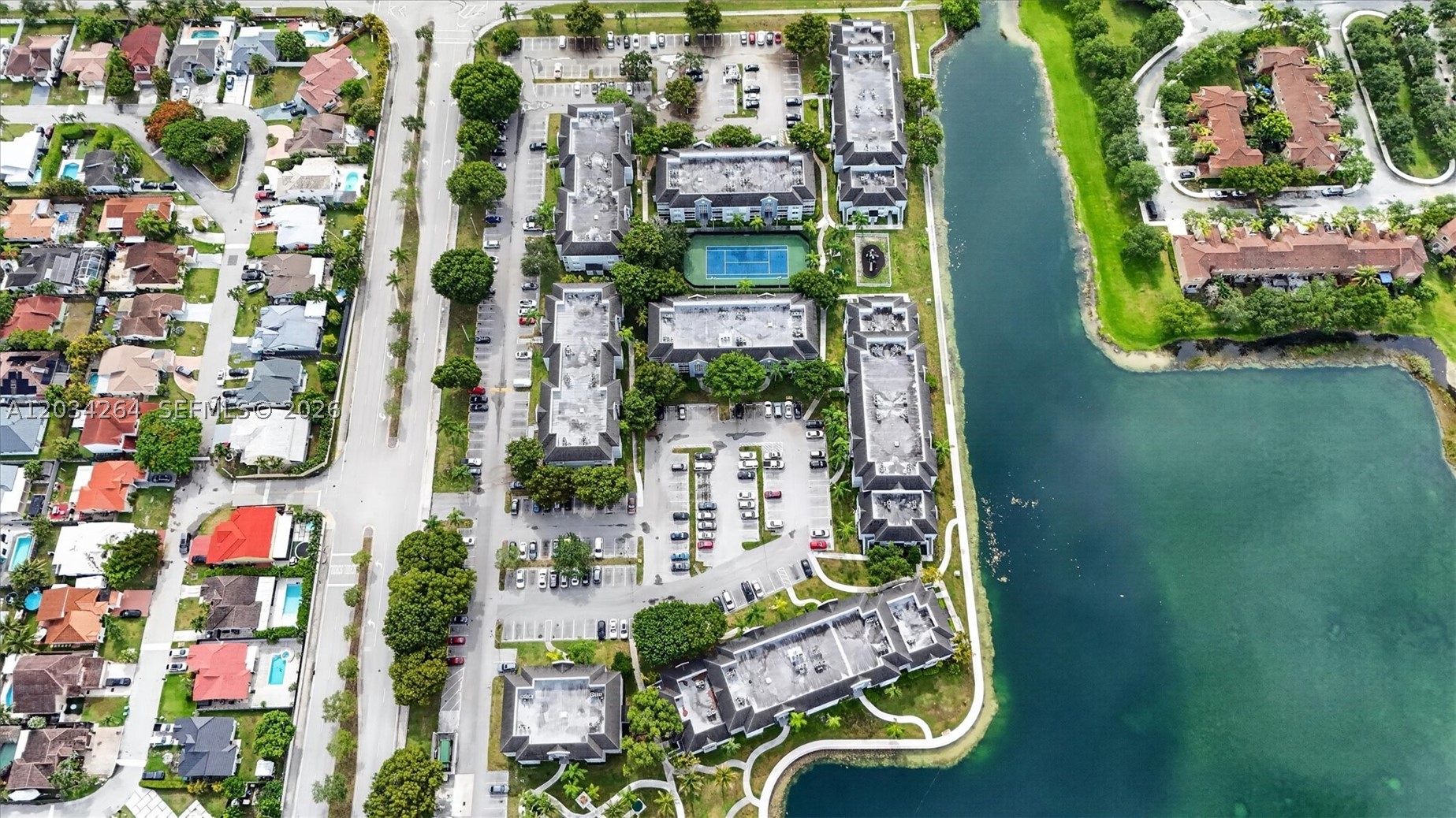 8540 SW 212th St #202, Cutler Bay FL 33189