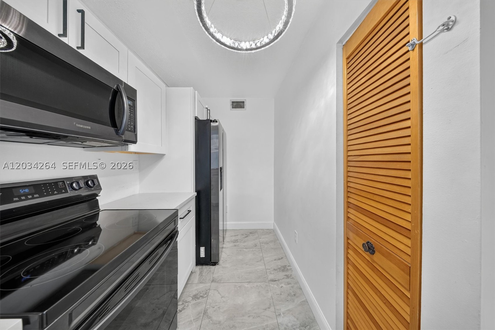 8540 SW 212th St #202, Cutler Bay FL 33189