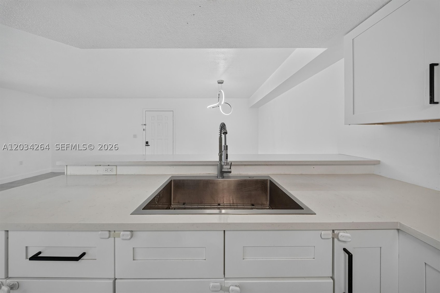 8540 SW 212th St #202, Cutler Bay FL 33189