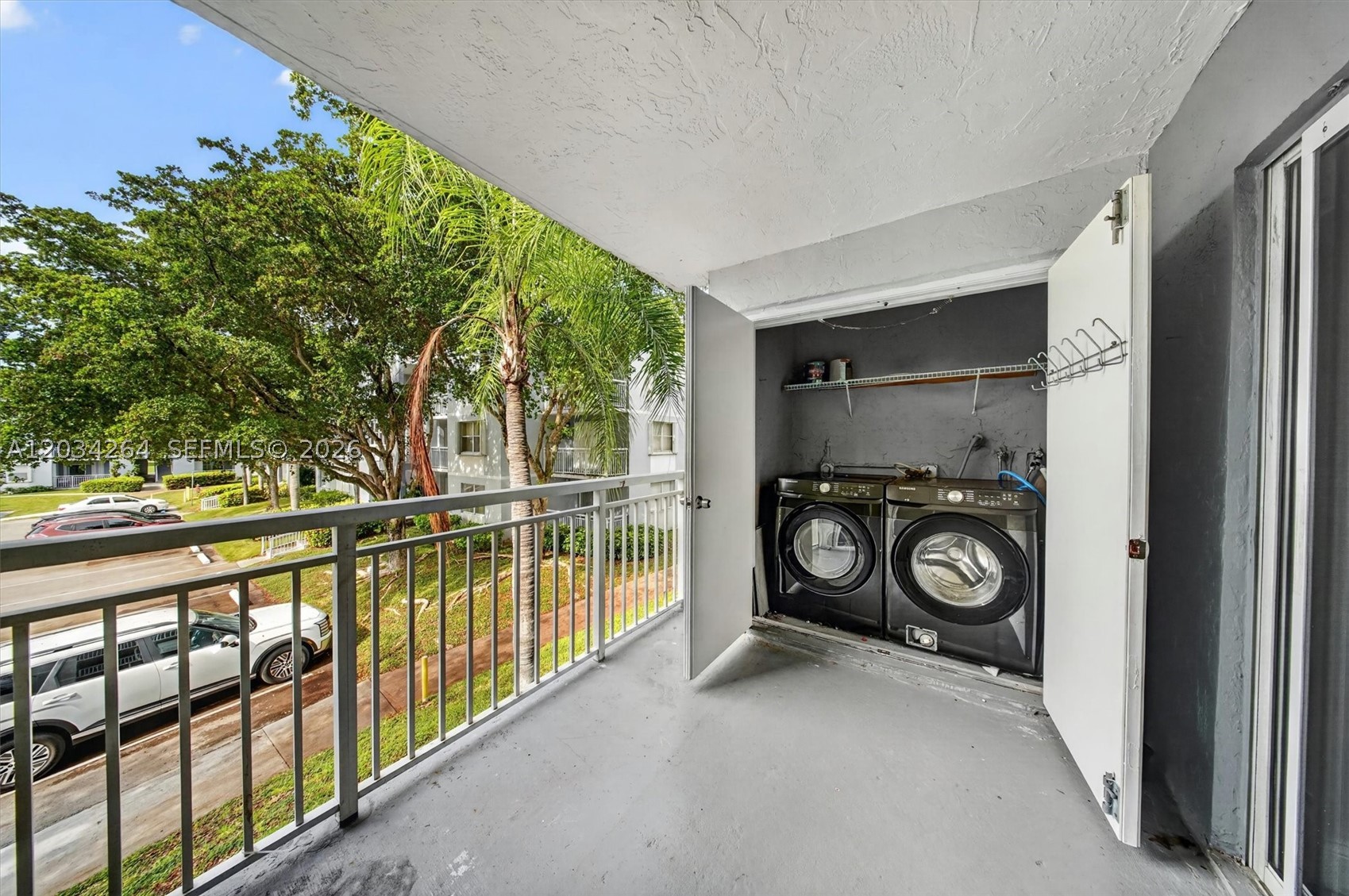 8540 SW 212th St #202, Cutler Bay FL 33189
