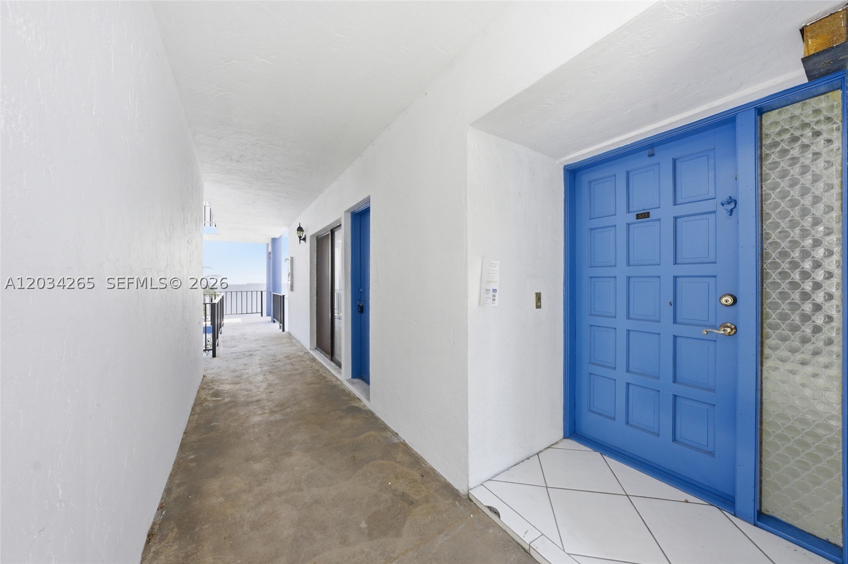 6010 S Falls Cir Dr #323, Lauderhill FL 33319