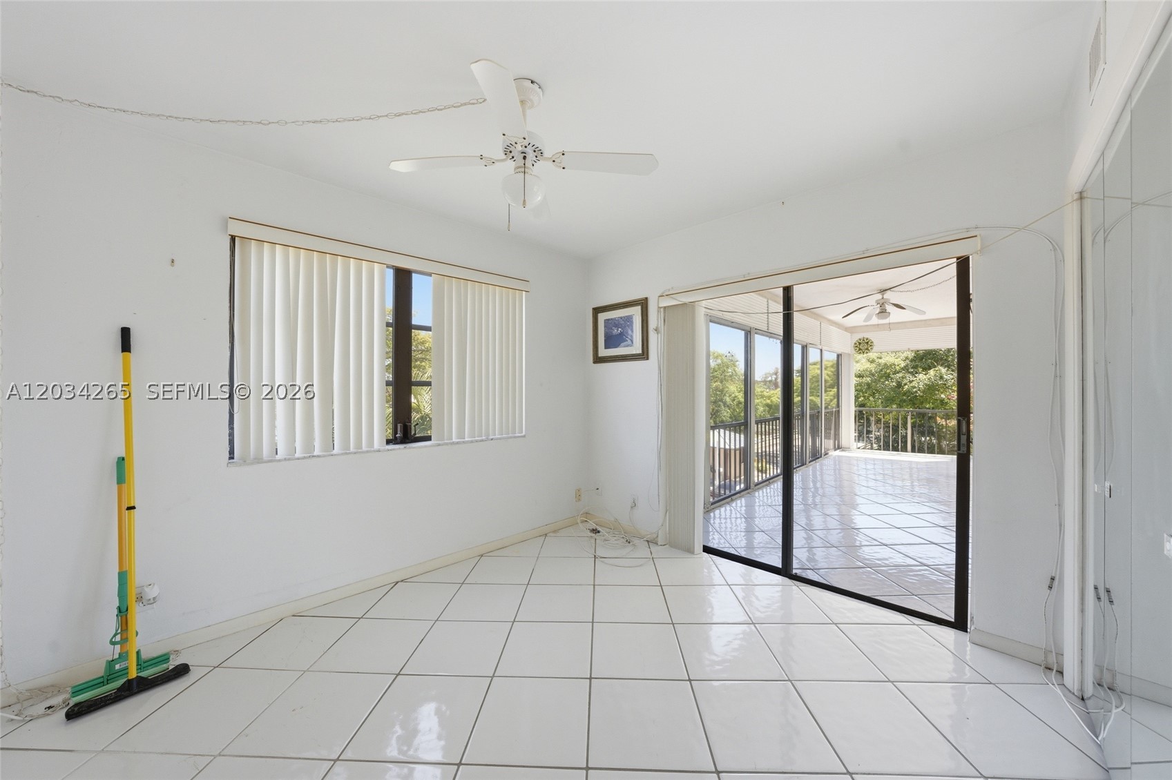 6010 S Falls Cir Dr #323, Lauderhill FL 33319