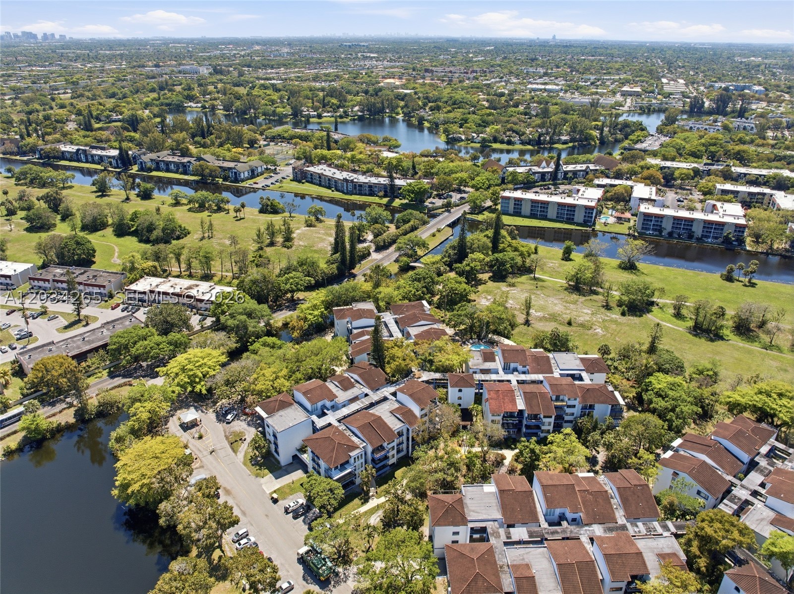 6010 S Falls Cir Dr #323, Lauderhill FL 33319