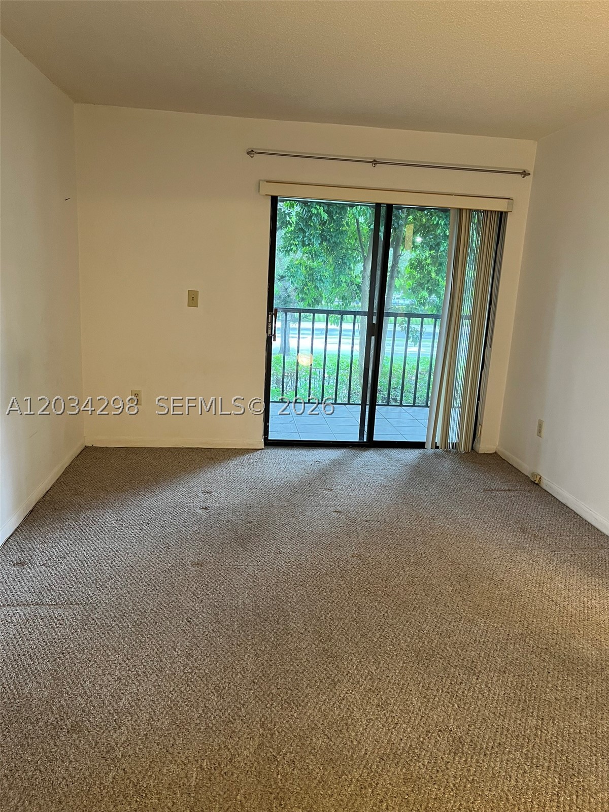 9710 Hammocks Blvd #204-31, Miami FL 33196
