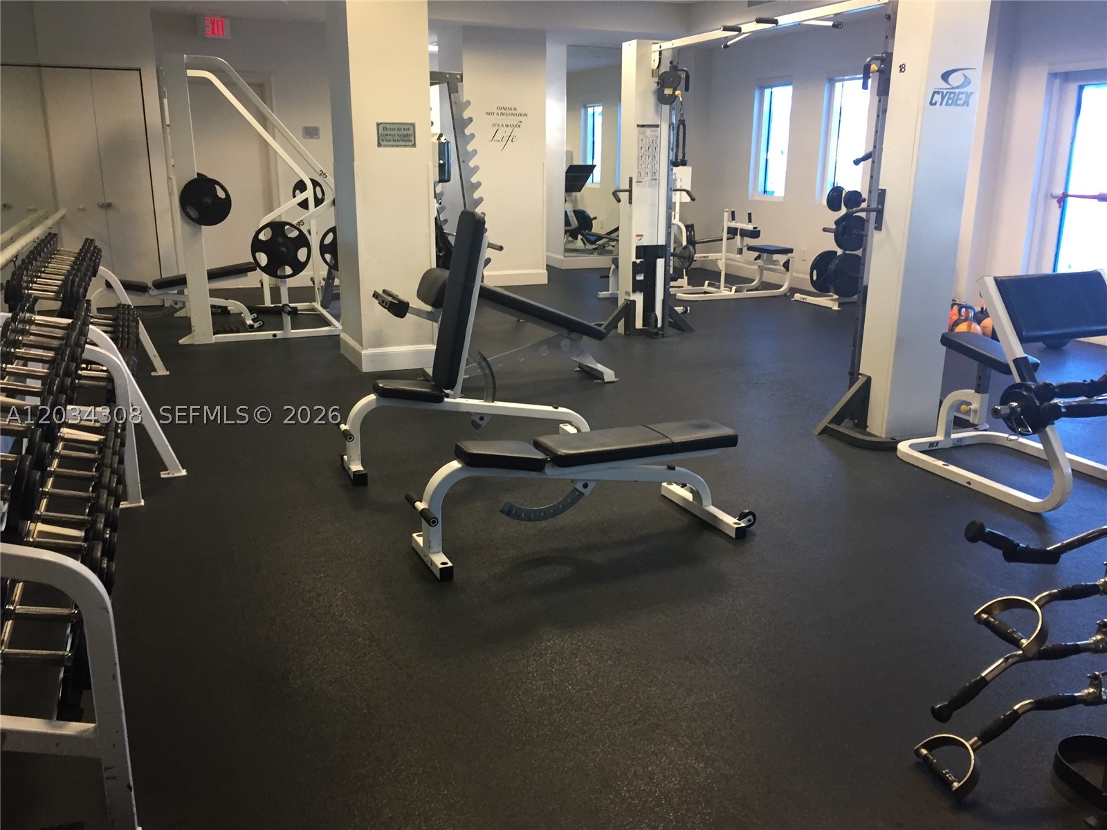 4779 Collins Ave #1804, Miami Beach FL 33140