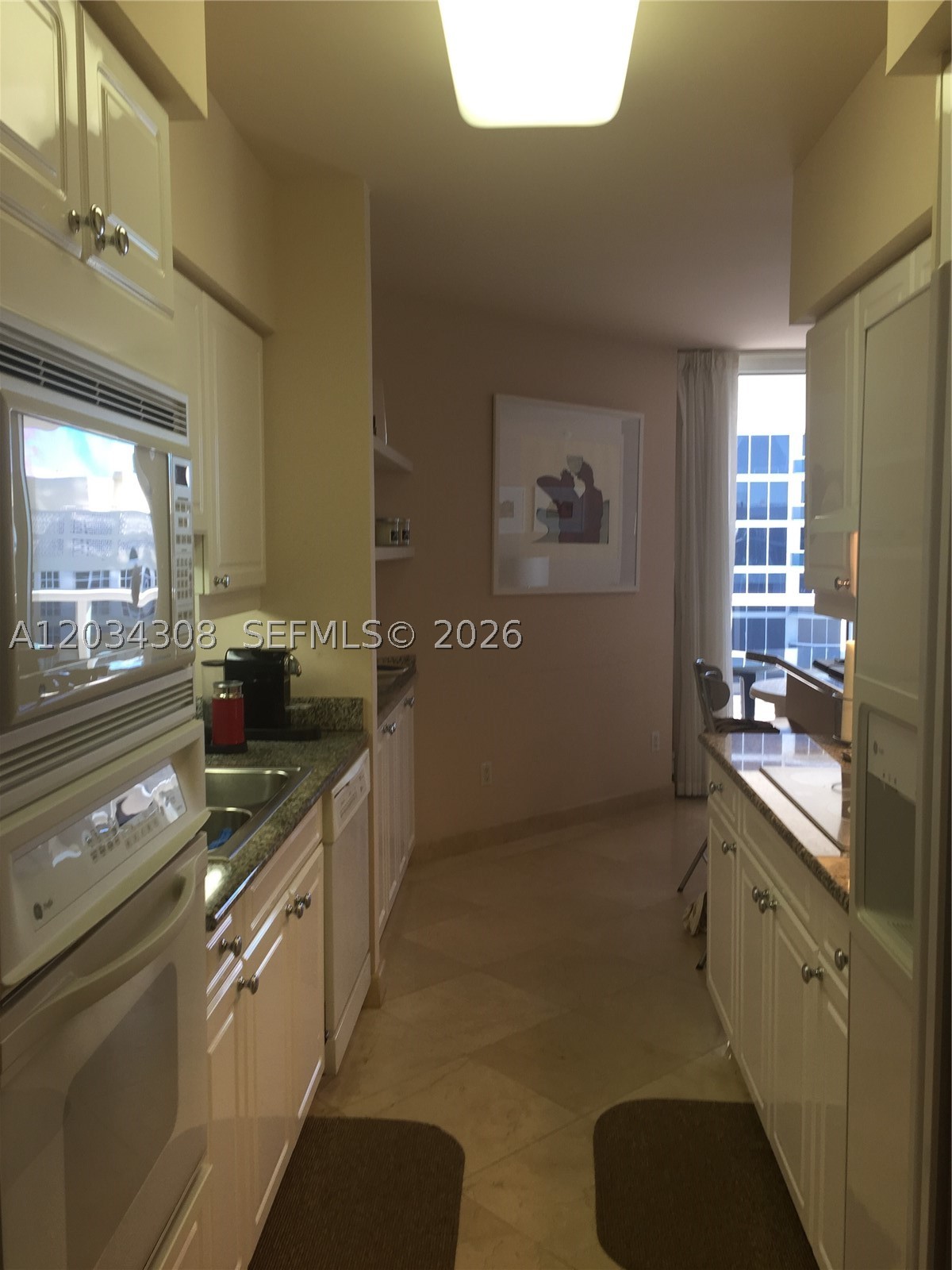 4779 Collins Ave #1804, Miami Beach FL 33140
