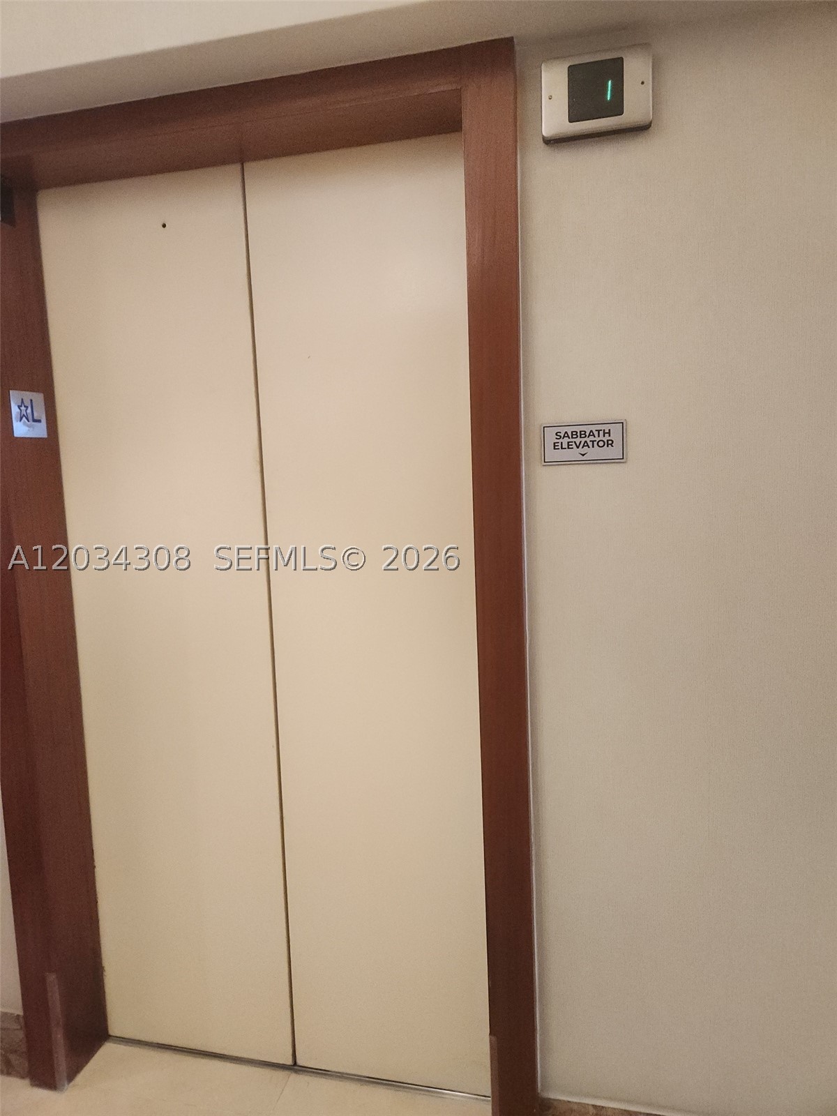 4779 Collins Ave #1804, Miami Beach FL 33140