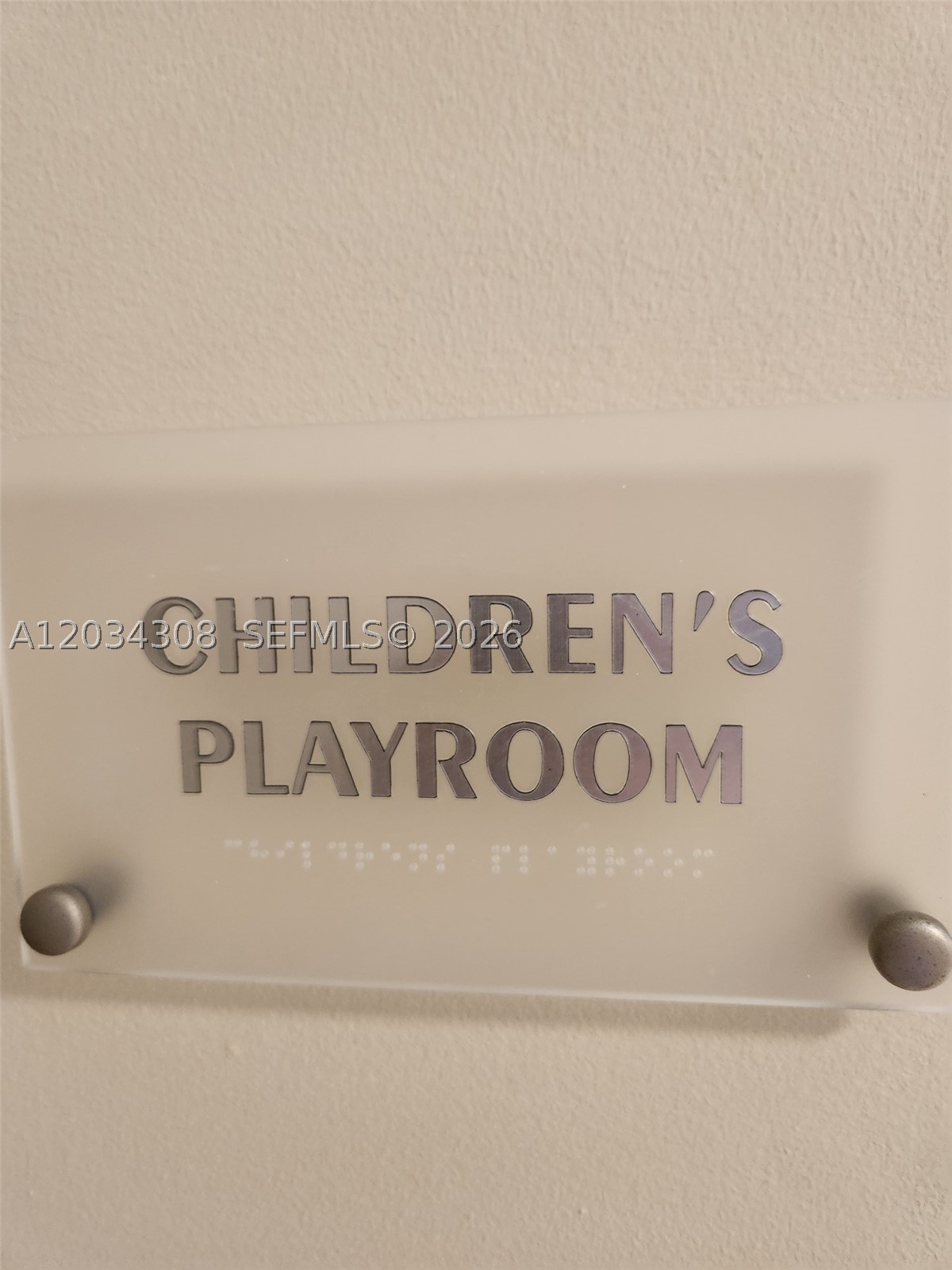 4779 Collins Ave #1804, Miami Beach FL 33140
