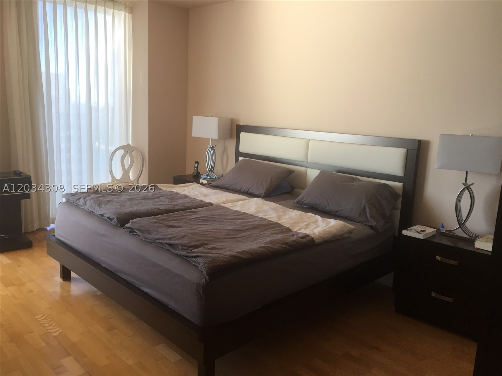 4779 Collins Ave #1804, Miami Beach FL 33140