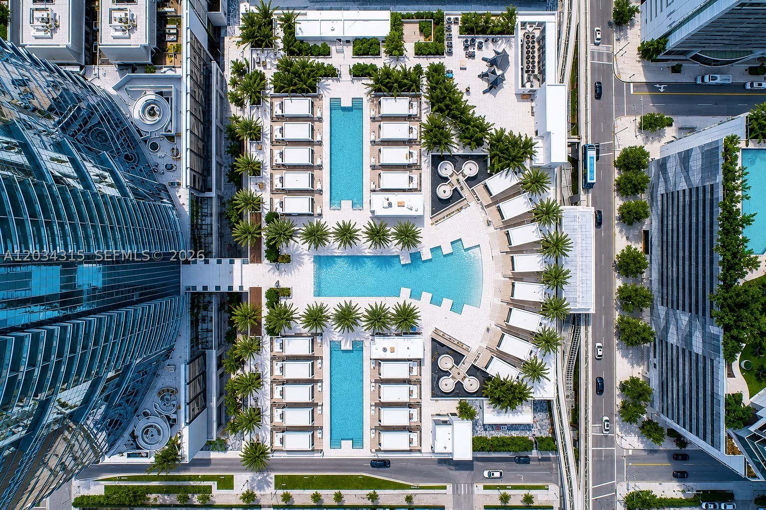 Miami FL 33132 - A12034315